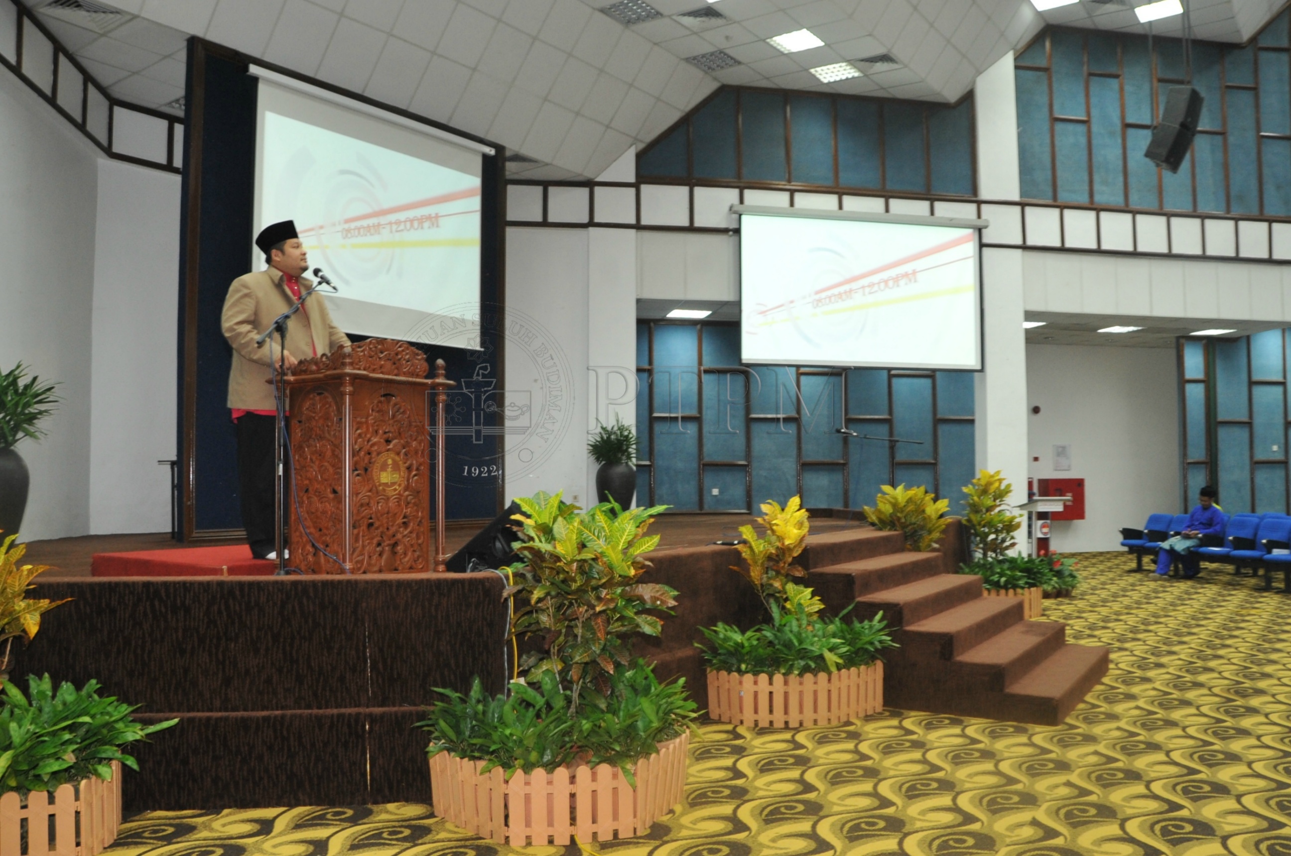 PRO 14 109 HIJRAHPRO 8553